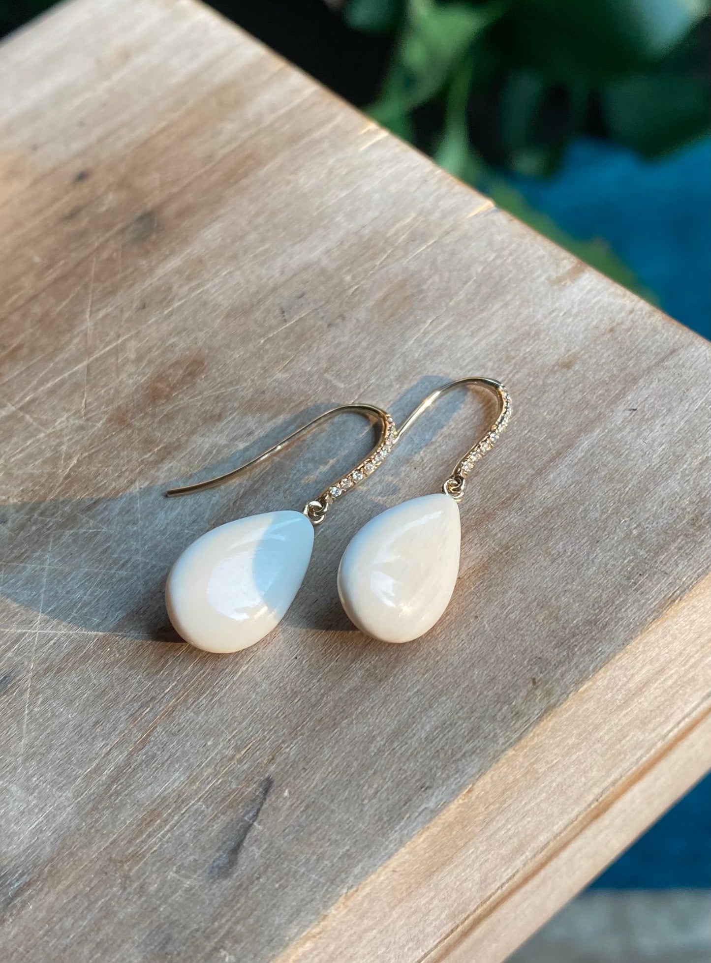 Dew Drop Diamond Pave 14kt Earrings