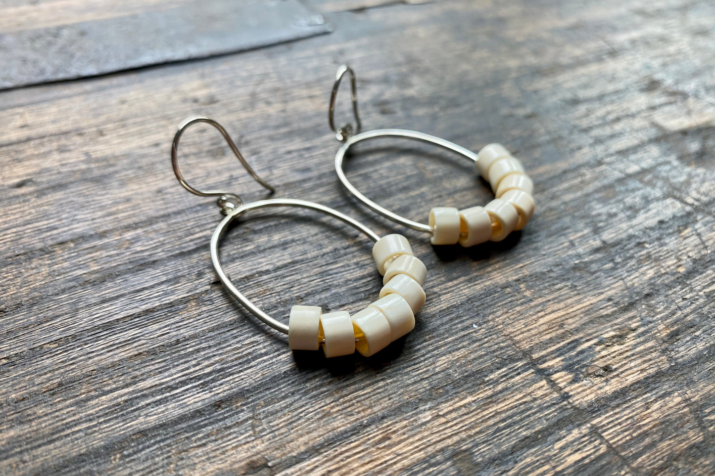Oval Hoops