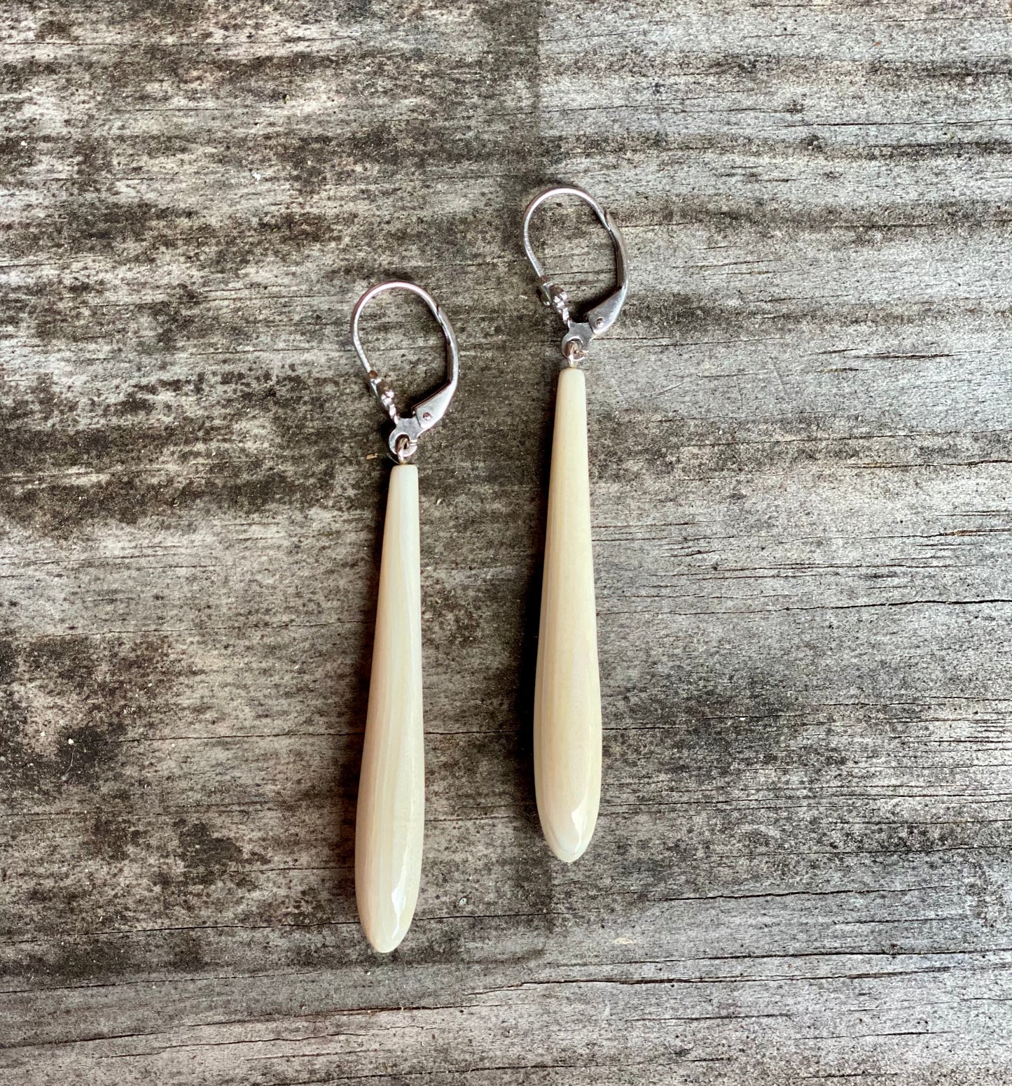 Mammoth Drop Earrings 50x7mm