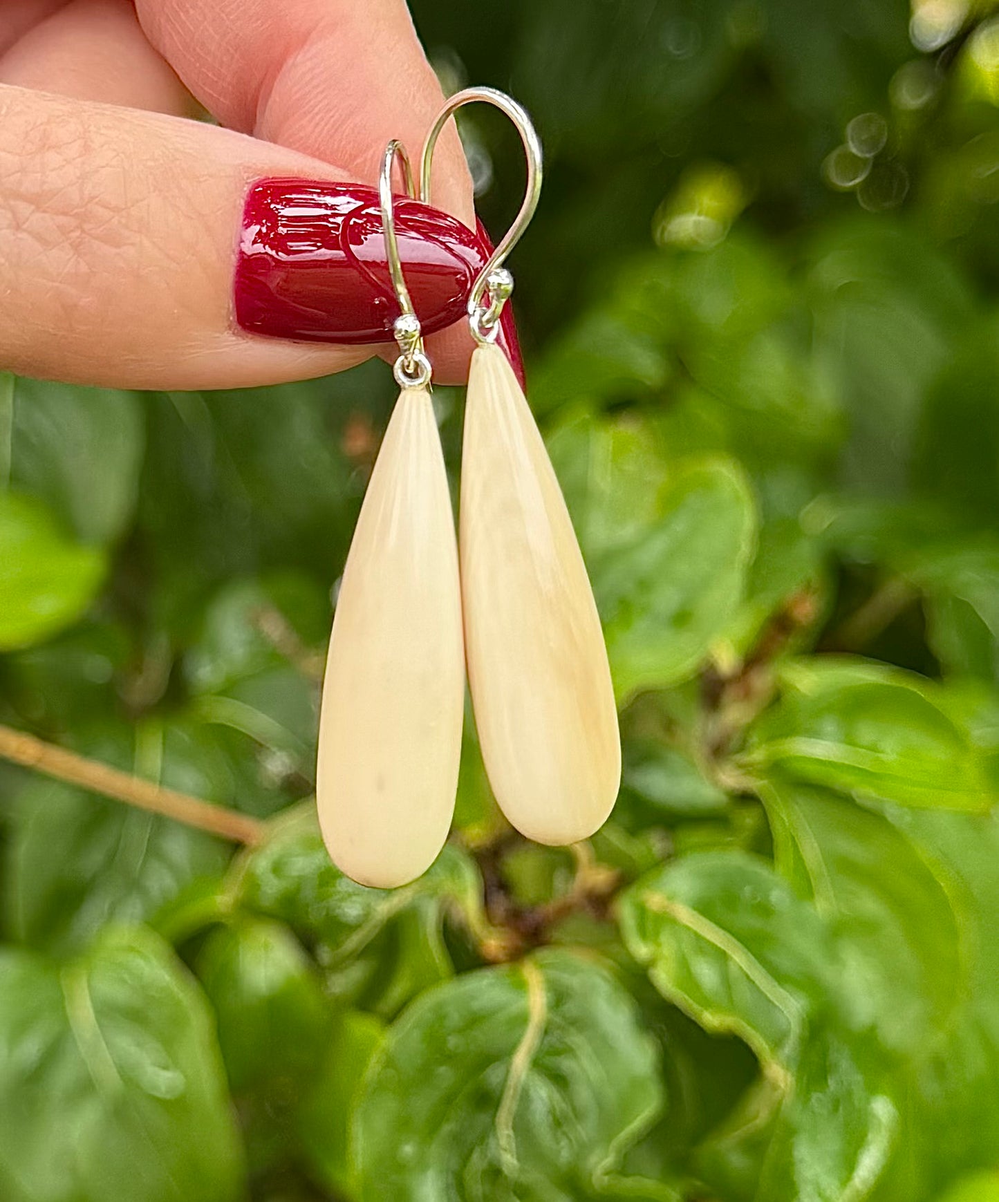 Mammoth Drop Earrings 35x10mm