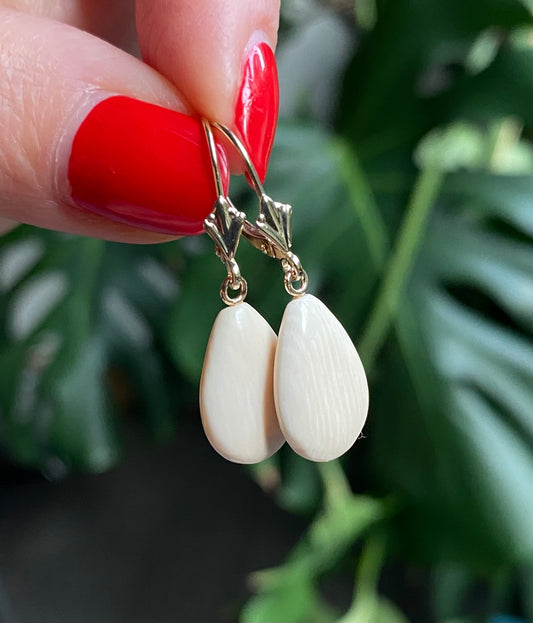 Dew Drop 14kt Earrings