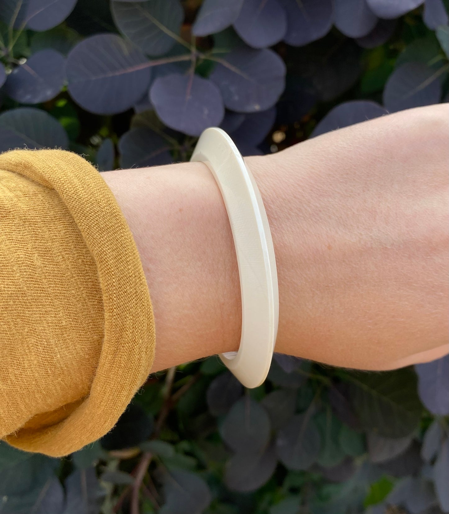 Mammoth Ivory Disc Bangle