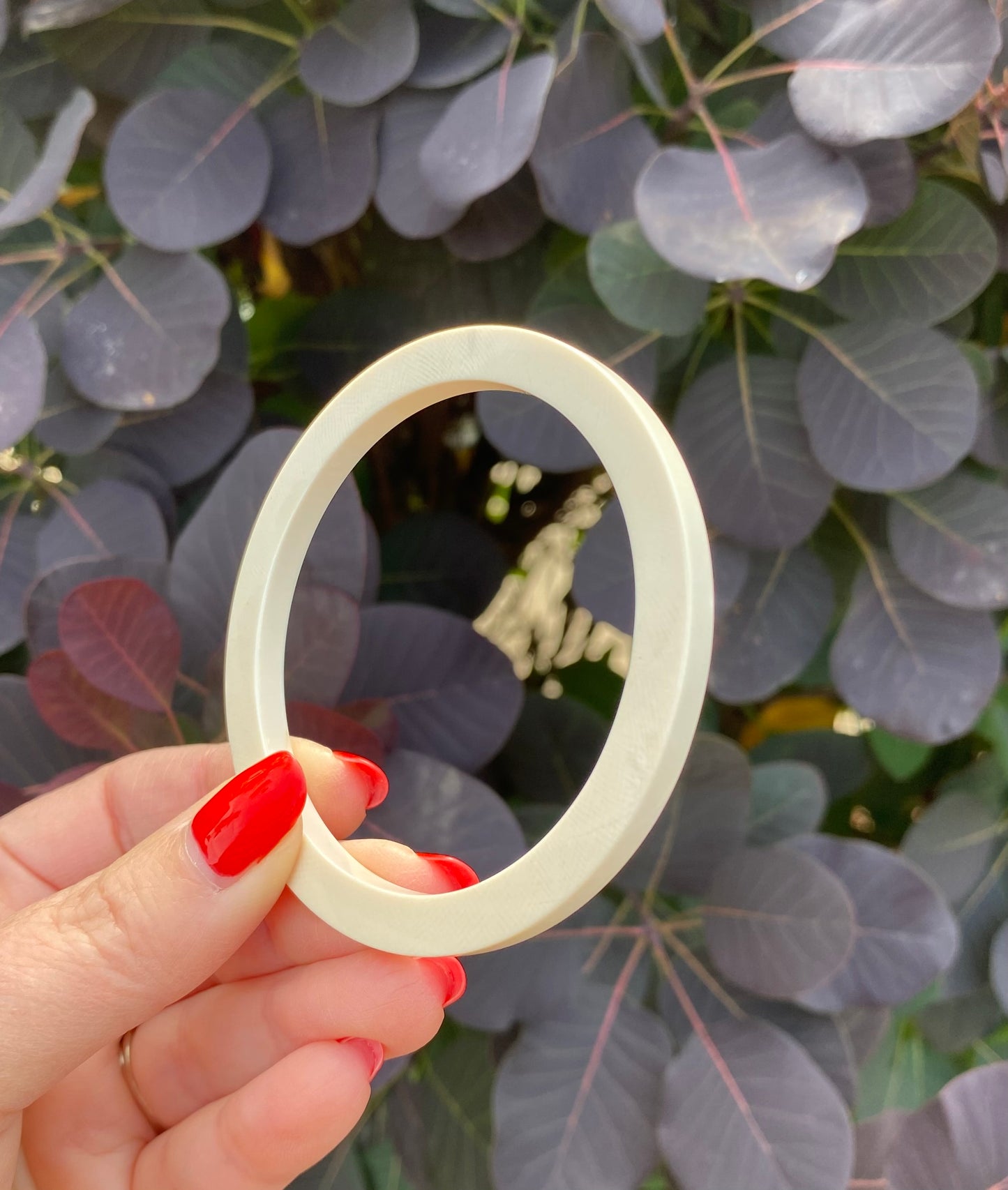 Mammoth Ivory Thin Flat Bangle