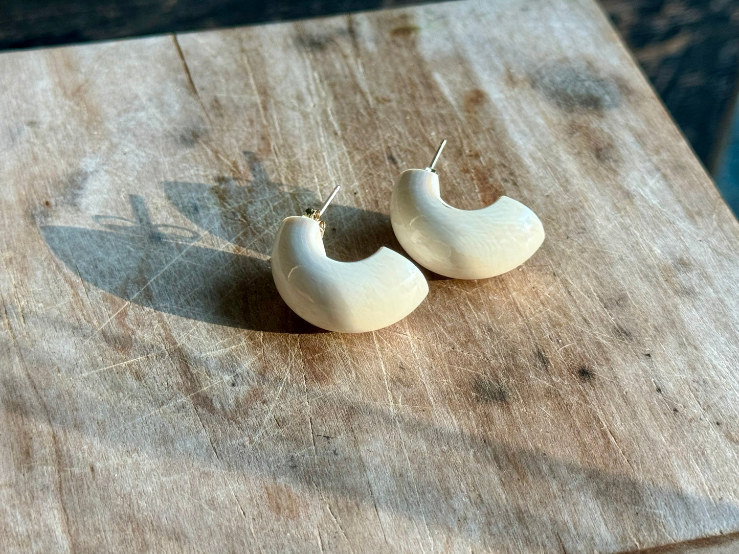 Wide Vintage Hoops