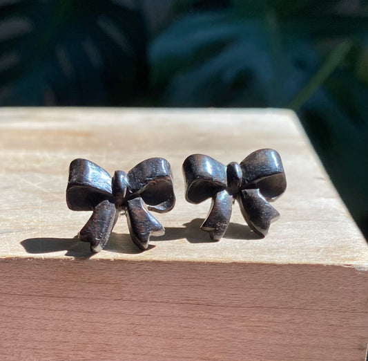 Vintage Ebony Wood Bow Earring