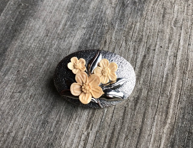 Forget Me Not Oval Pin/ Pendant