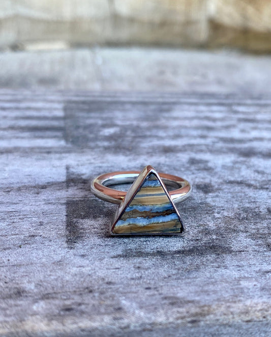 Mammoth Tooth Triangle Flat Ring