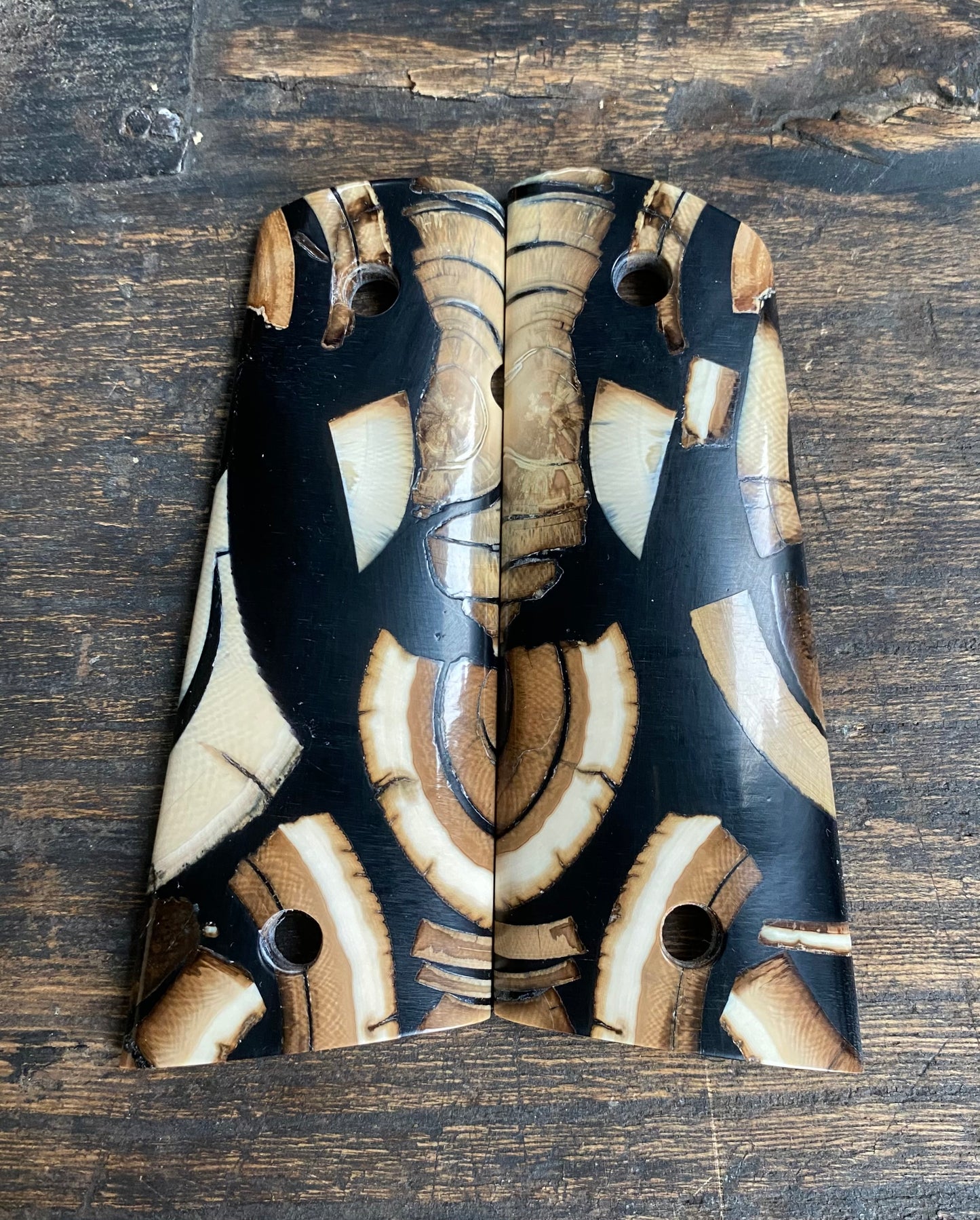 1911 Mammoth Ivory + Composite Grip Set