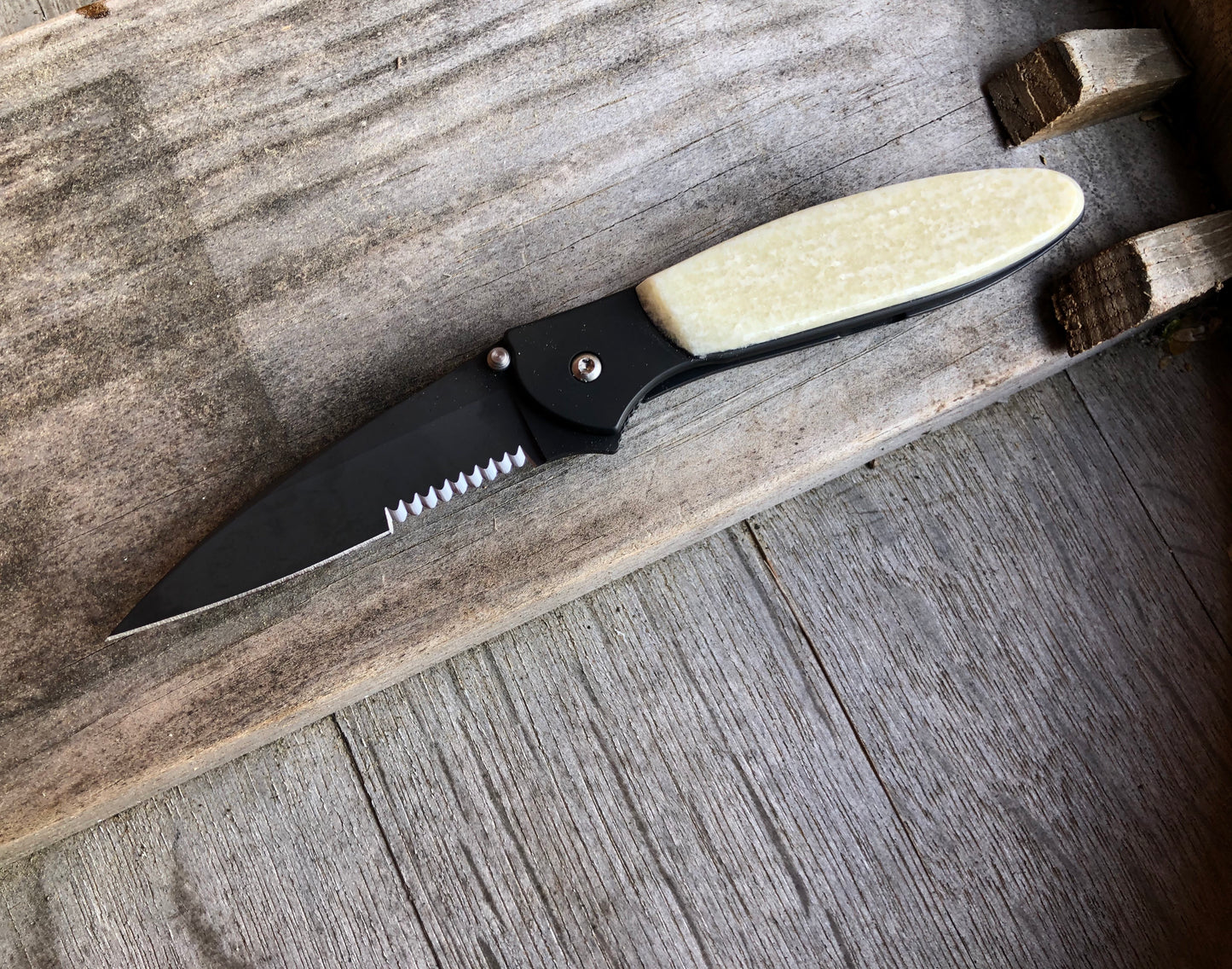 Kershaw Fossil Walrus Ivory DLC Pocket Knife