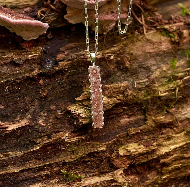 Druzy Bar Pendant
