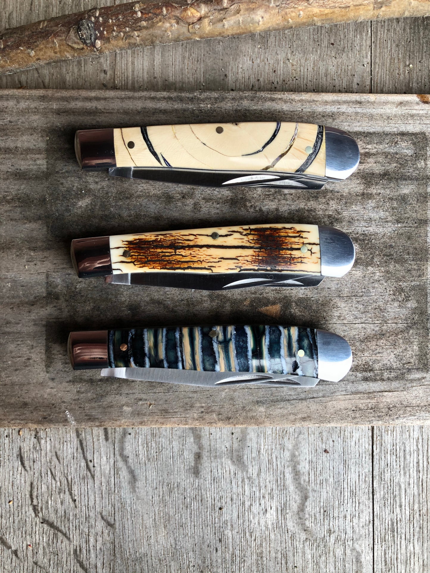 Double Blade Mammoth Ivory Bark Trapper Pocket Knife
