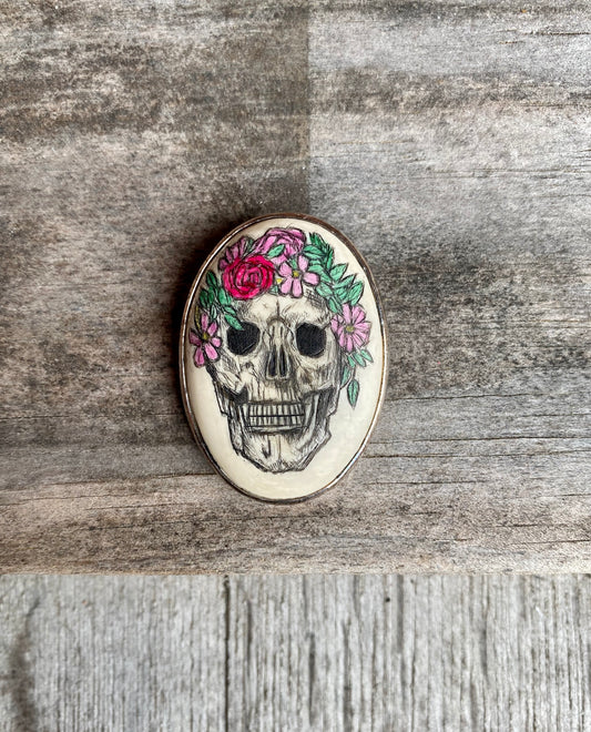 Scrimshaw Skull Pin/ Pendant
