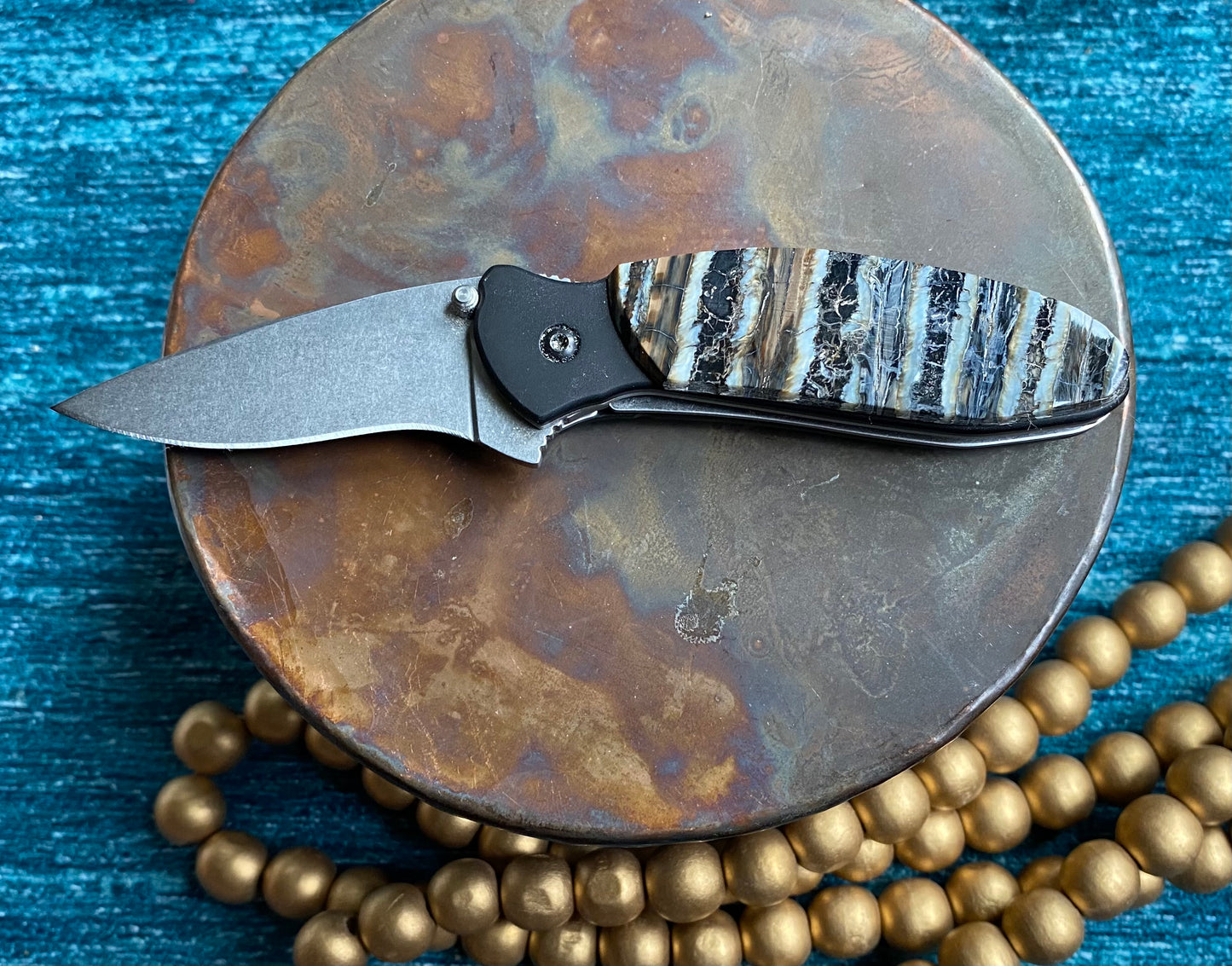 Kershaw Scallion Mammoth Tooth Black Accent Pocket Knife