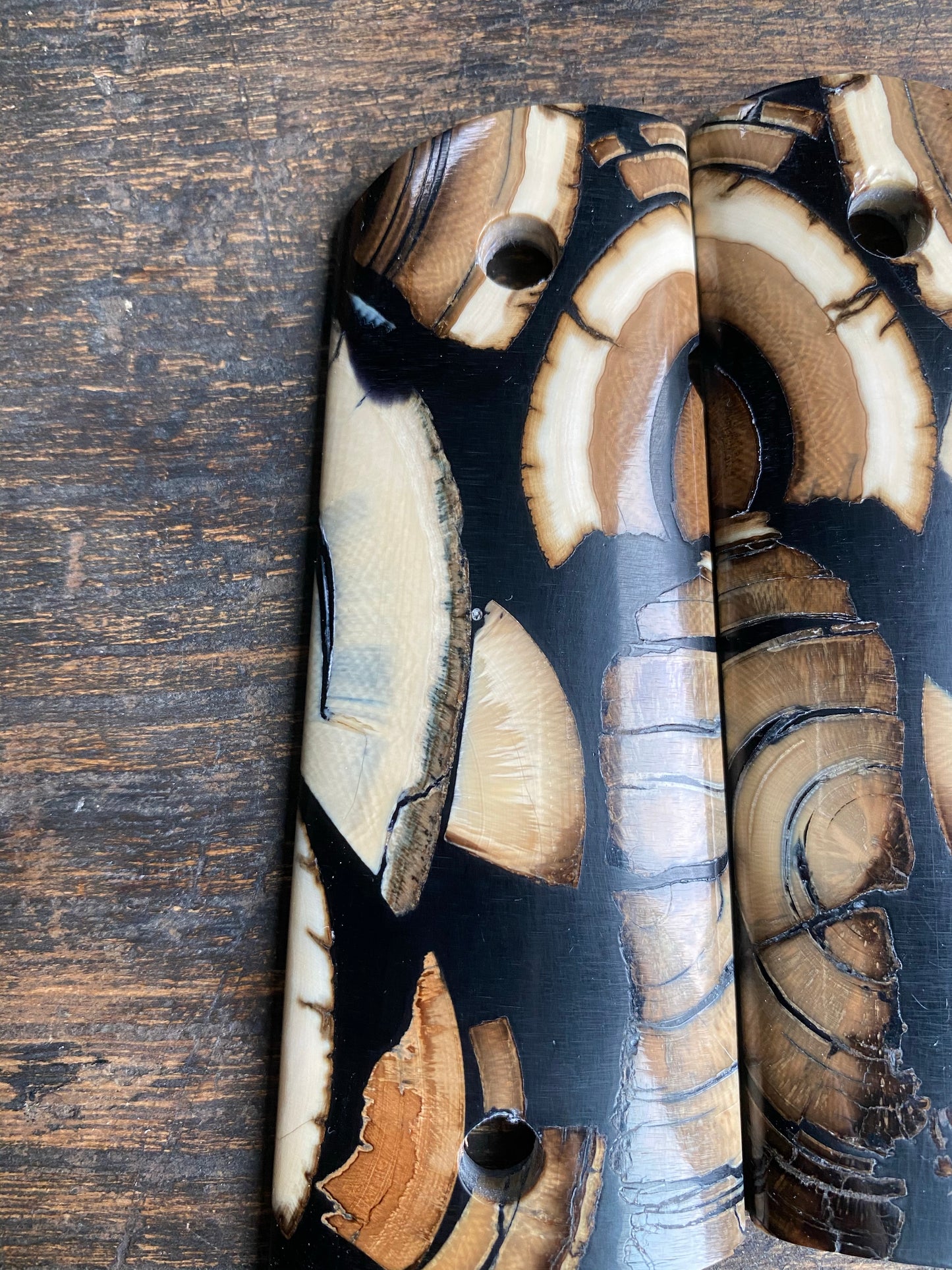 1911 Mammoth Ivory + Composite Grip Set