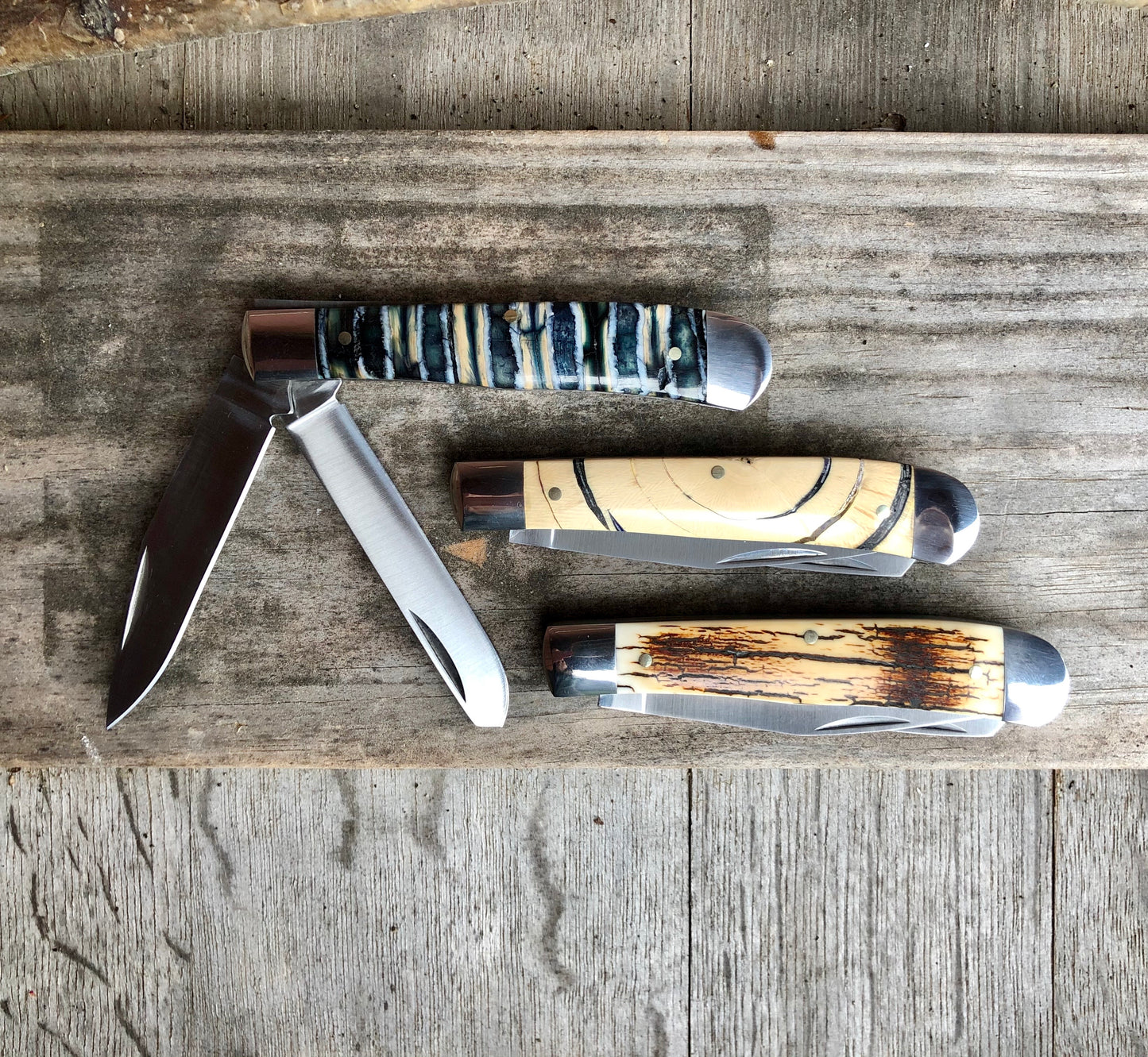 Double Blade Mammoth Tooth Trapper Pocket Knife