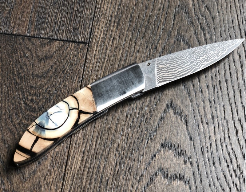 Ursa Whisky Bravo Mammoth Ivory Cross Cut Damascus Pocket Knife